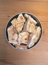 Load image into Gallery viewer, White Chocolate Almond